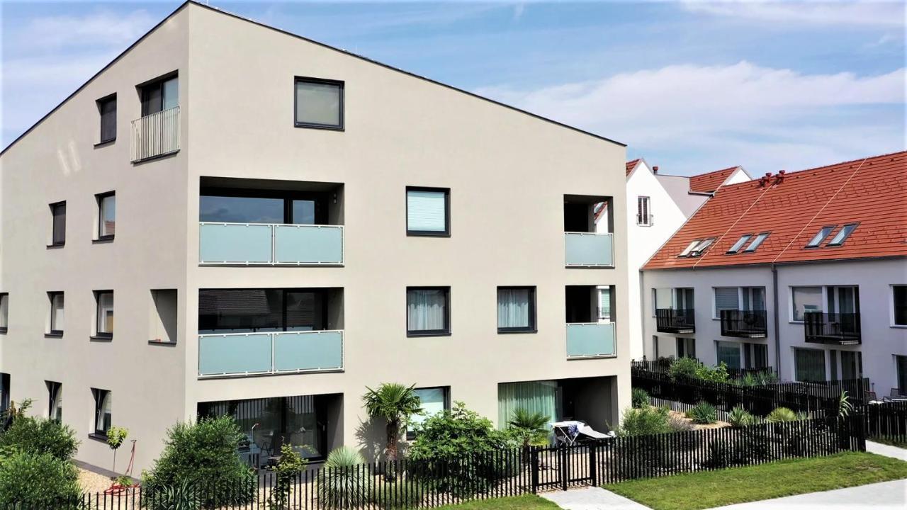 Palm Garden Apartment 1 Mikulov Extérieur photo